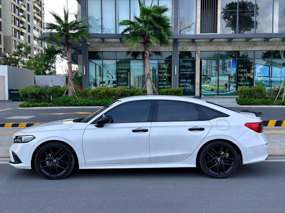 Các yếu tố ảnh hưởng đến phong thuỷ khi mua xe