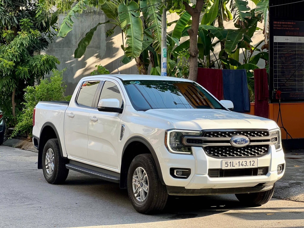 Ford Ranger là lựa chọn mạnh mẽ cho địa hình khó
