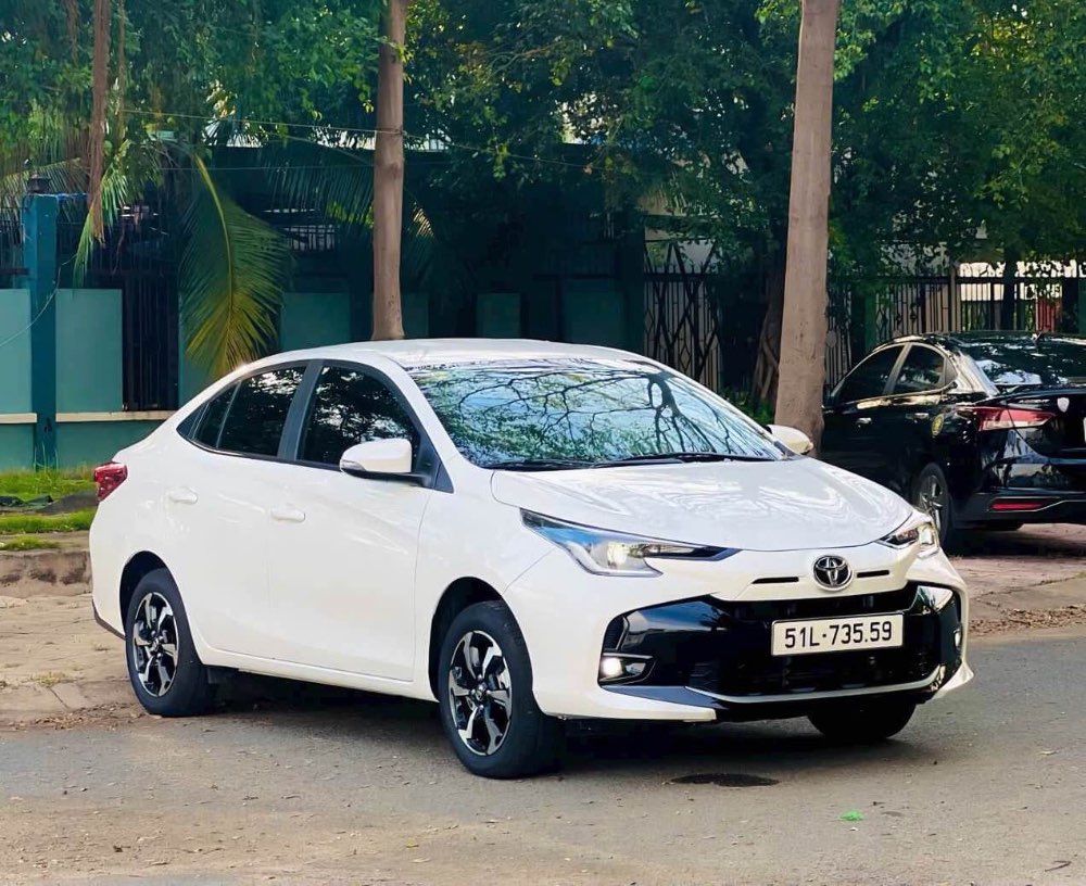 Màu xe hợp tuổi Nhâm Thân