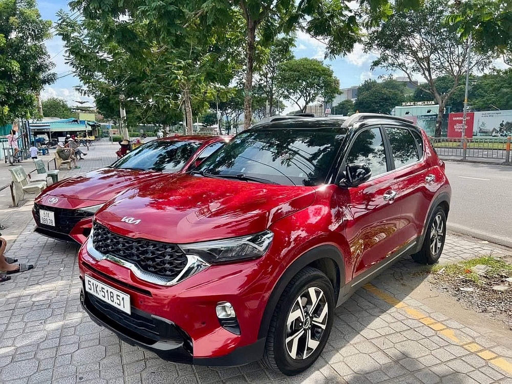 Màu xe hợp tuổi Bính Thân