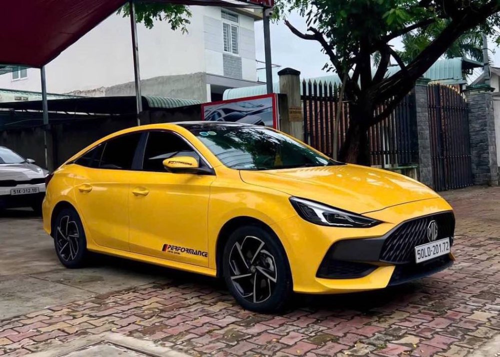 Màu xe hợp tuổi Mậu Thân