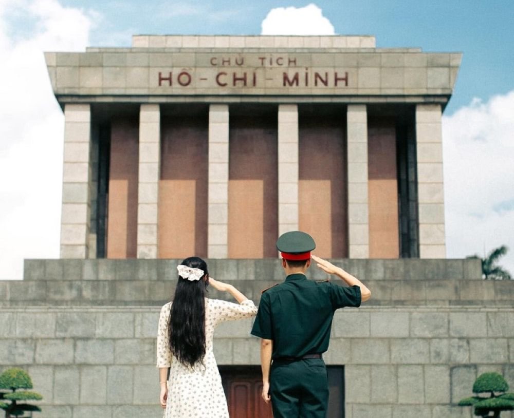 Lăng Bác là một trong những địa điểm nhất định phải ghé