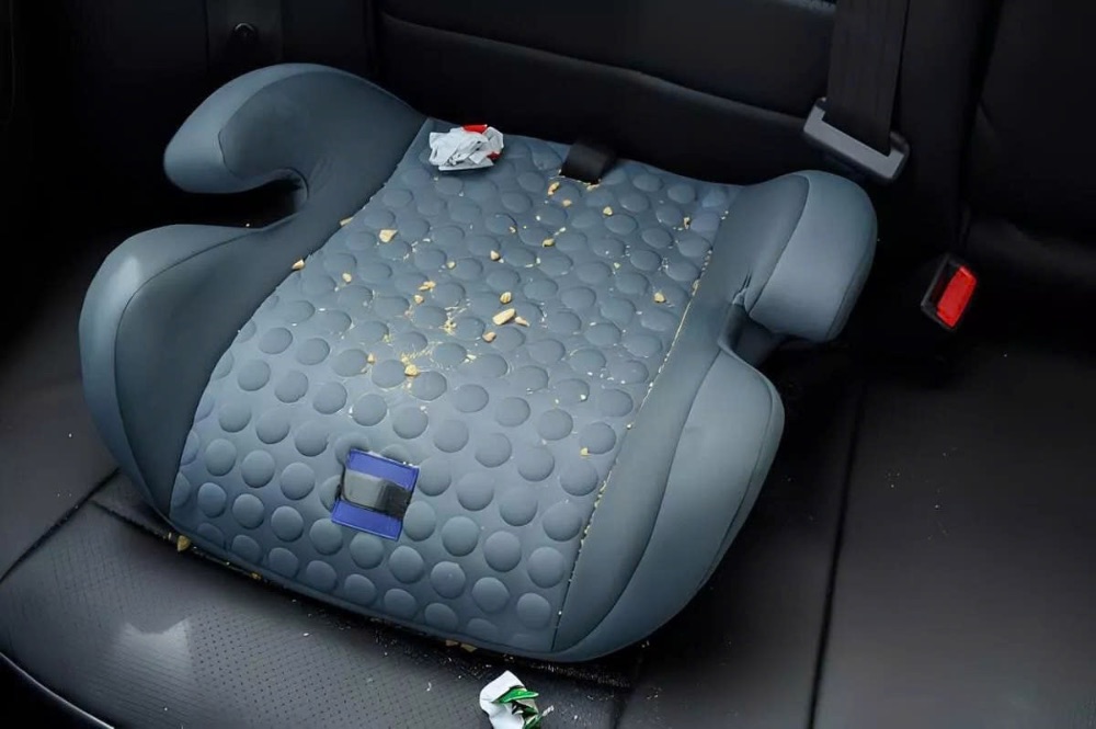 Những nguyên nhân khiến xe nhanh bị bẩn