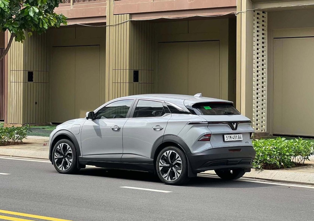 Giá thuê xe quay phim phụ thuộc vào nhiều yếu tố