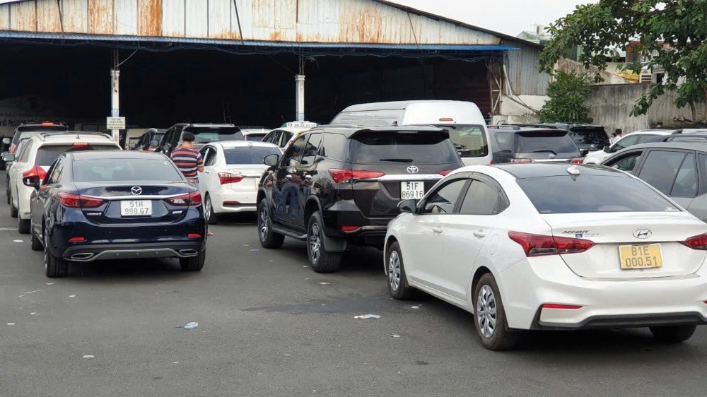 Những lỗi mà người mới lái xe thường mắc phải