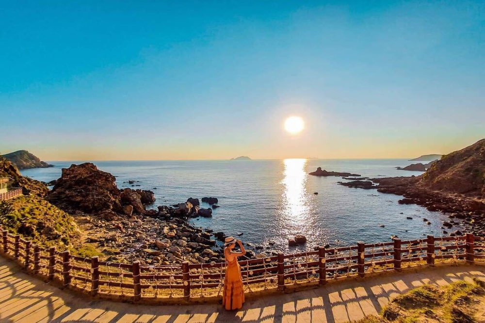 Lối đi uốn lượn đặc trưng của Eo Gió