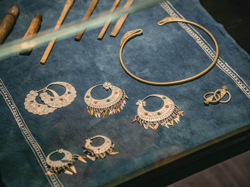 Trang sức thủ công mang vẻ đẹp độc bản