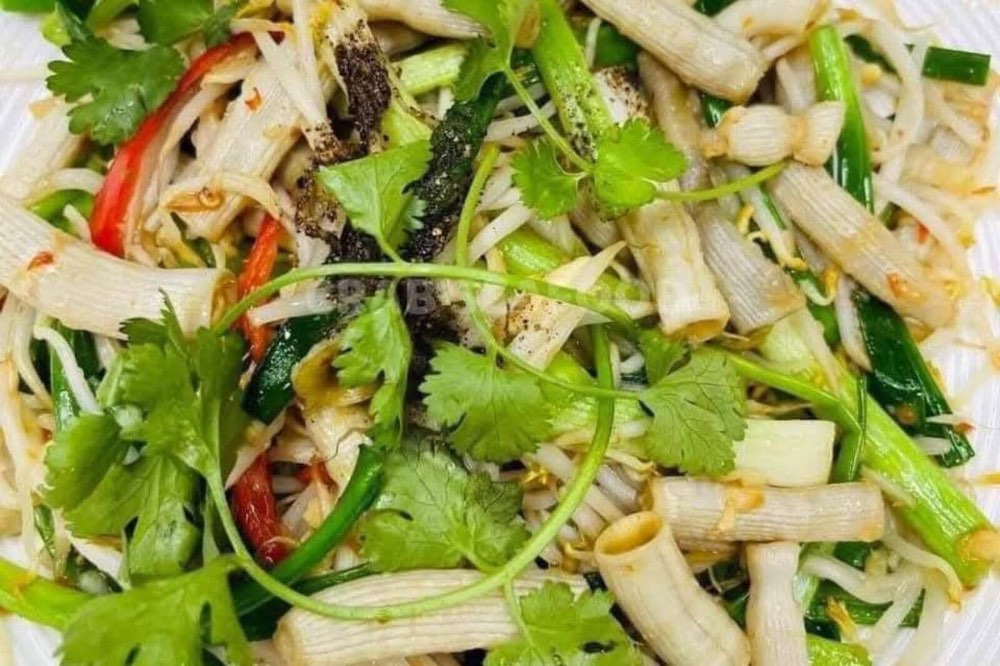 Gỏi sá sùng lạ mắt nhưng rất ngon miệng