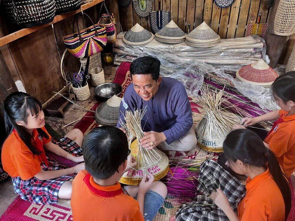 Những trải nghiệm độc đáo nên thử ở Ninh Bình