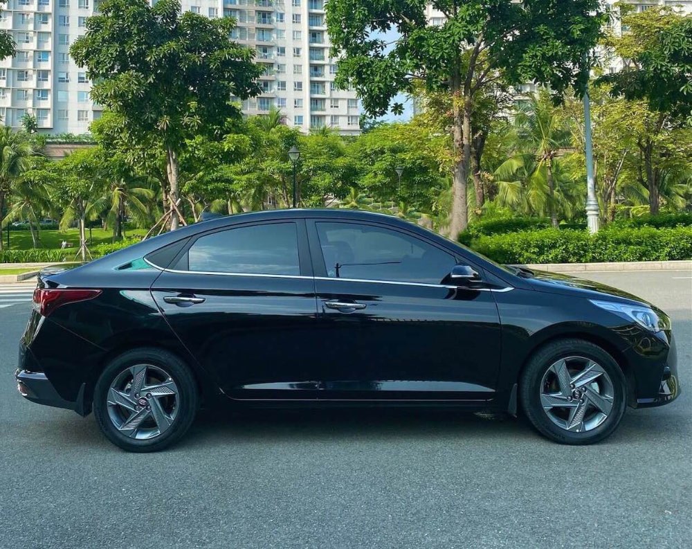 Hyundai Accent với kiểu dáng hiện đại và tiết kiệm nhiên liệu