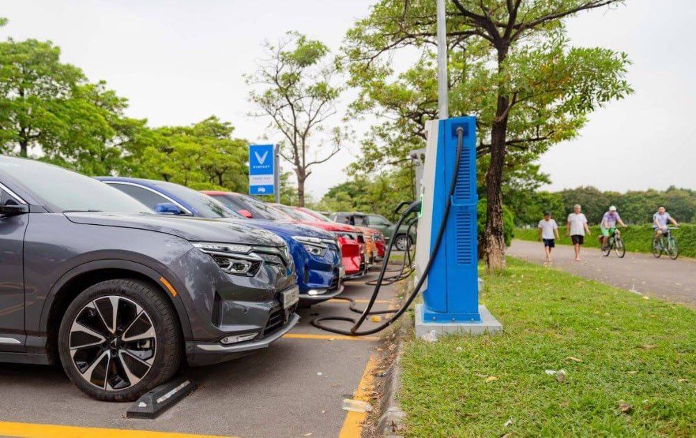 Có thể sạc xe điện khẩn cấp khi ở ngoài đường